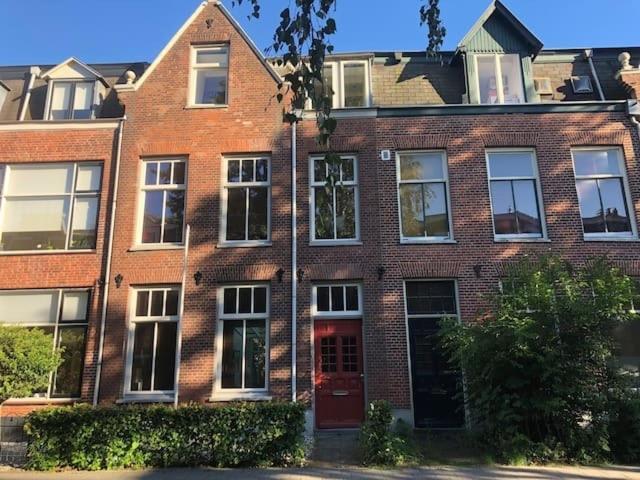 Modern Genieten In Oud Binnenstadspand 아메르스포르트 외부 사진